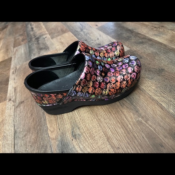Dansko clogs colorful dots - Picture 3 of 8